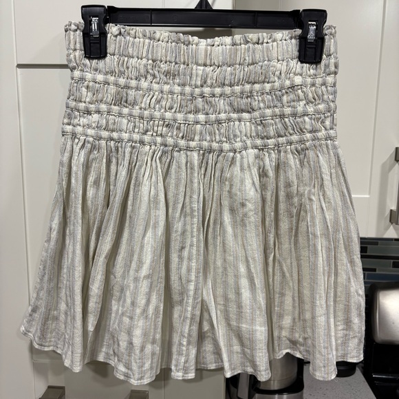 Madewell Smocked Pull-On Mini Skirt in Stripe - Picture 8 of 8